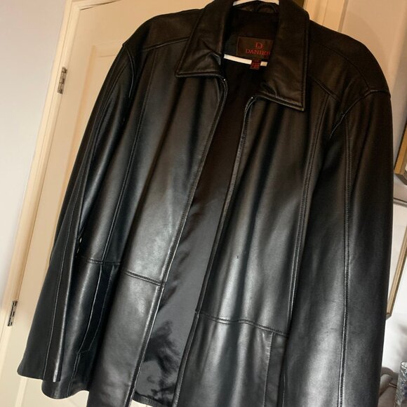 Mens Large Danier Black Leather Jacket - Picture 3 of 9